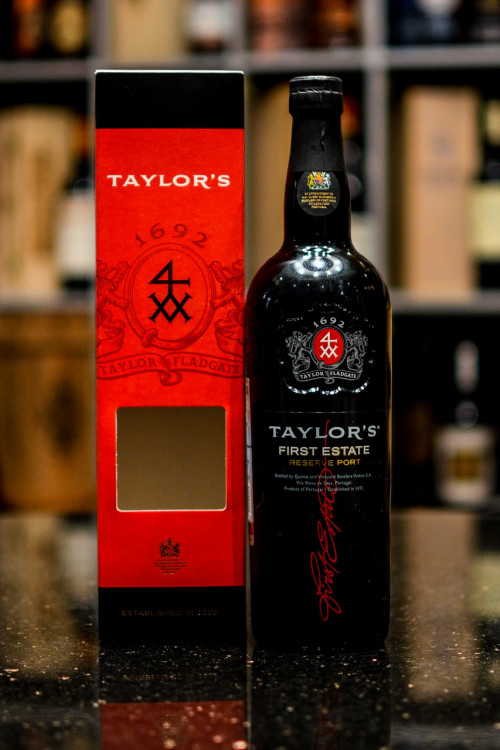 Тэйлор&#039;с Ферст Эстейт Резерв Порт DO 0.75, Порто, вино красное, ликерное, выдержанное 